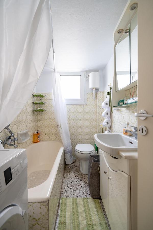 Family Apartment At Kalithea 2 Bedrooms 4 Pers Афины Экстерьер фото